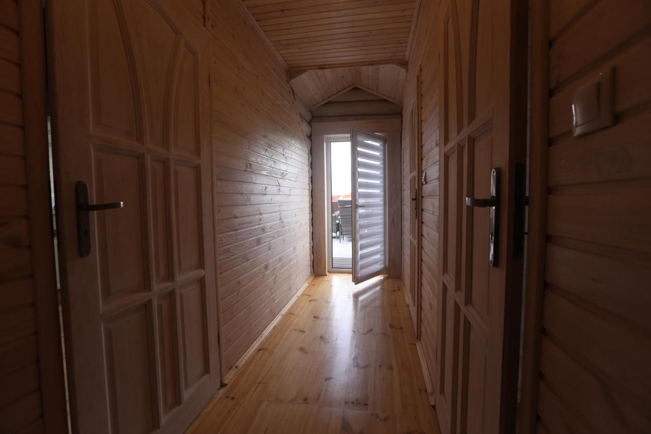 Sosnowe Domki Rewal Exterior foto